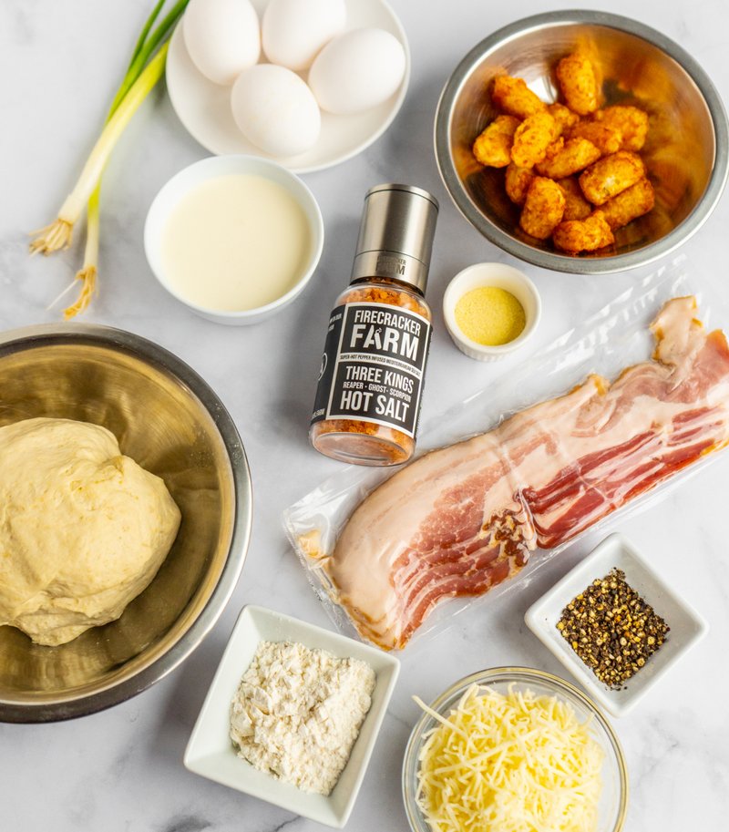 Country Gravy Breakfast Pizza